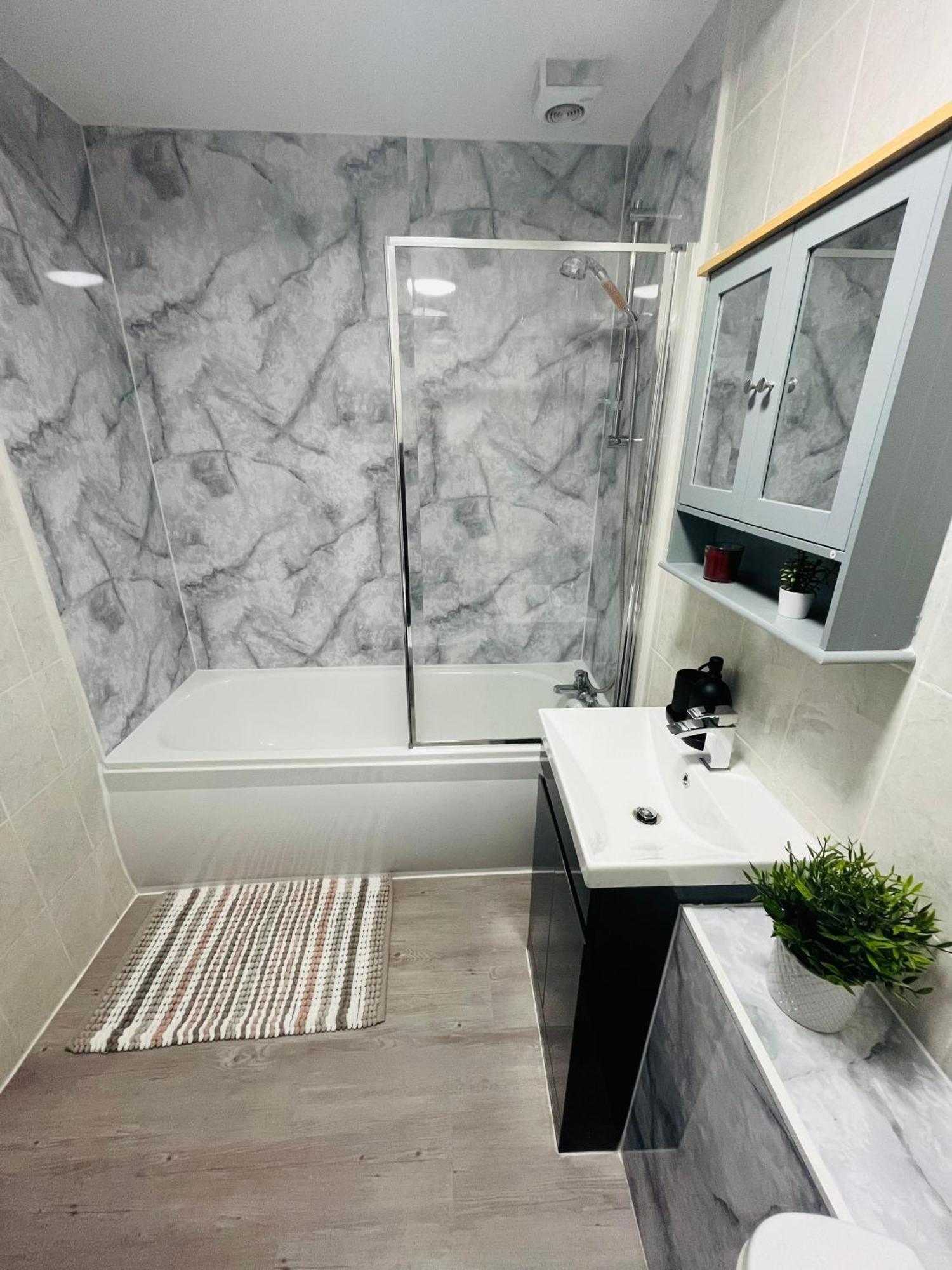 London Budget Rooms 603 Екстер'єр фото